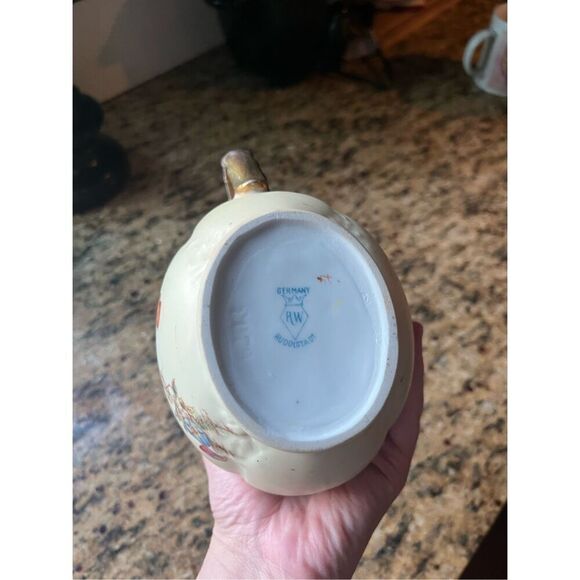 Antique RW Rudolstadt GERMANY Porcelain Creamer Pitcher Seashell & Florals - WOW - Picture 2 of 2